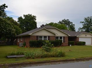 2310 Auburn Dr SW, Decatur, AL 35603