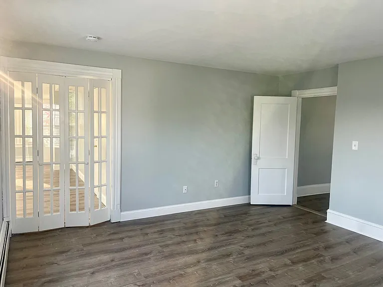 70 Park St #3 — Photo 5