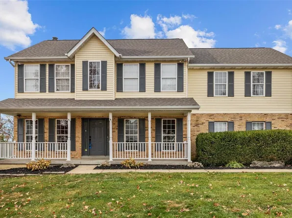 3521 Imperial Hills Dr, Imperial, MO 63052