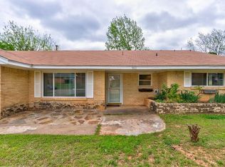 3002 Belaire Dr, Midwest City, OK 73110