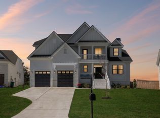 1071 Oakhall Dr, Mount Juliet, TN 37122