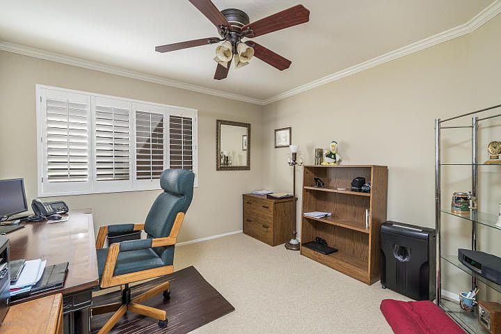 1st image of 4215 E Paradise Dr