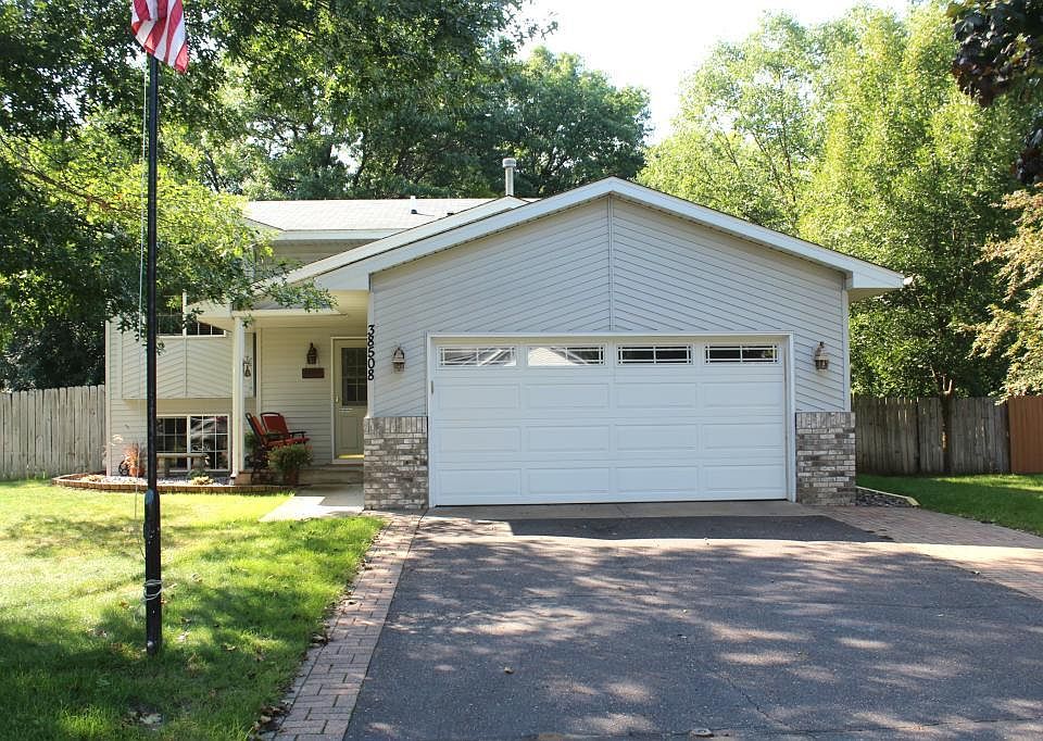 1st image of 38508 Glacier Dr