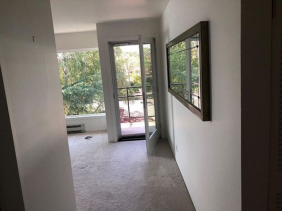 4th image of 6201 Lake Washington Blvd NE APT 307
