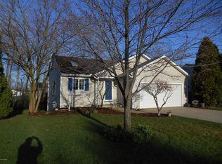 3165 Riley Ridge Rd, Holland, MI 49424