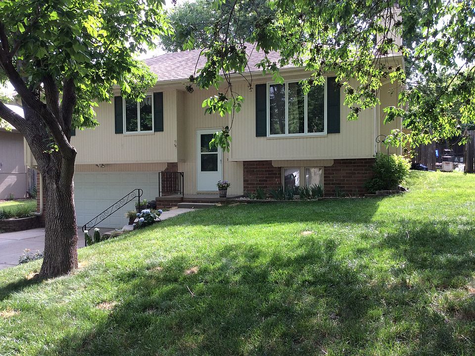 1st image of 303 Prospect Dr
