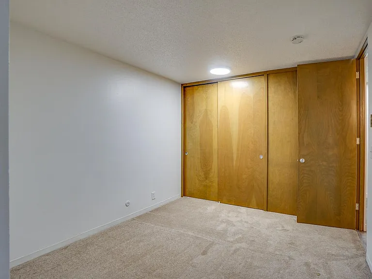 1239 SW Woods St — Photo 20