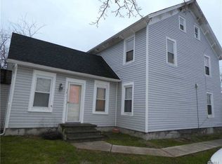 150 5th Ave, Bay Shore, NY 11706