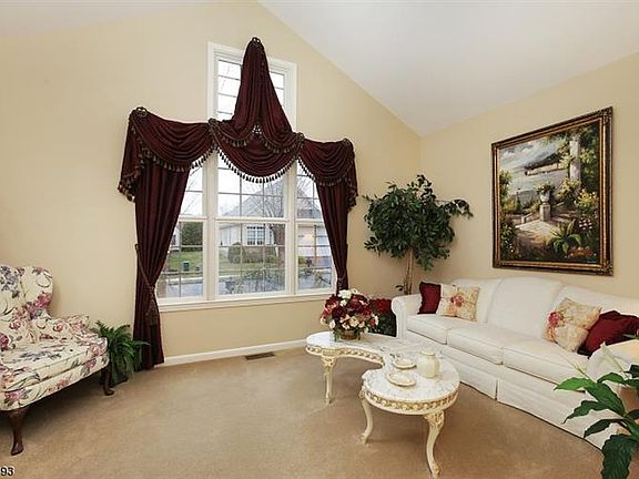 4th image of 3 Hardenbergh St