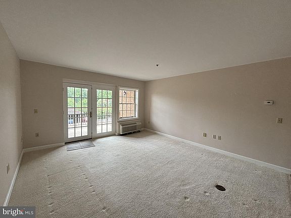 3rd image of 305 Village Heights Dr APT 222