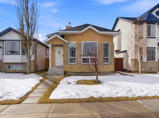 39 Saddlemont Close NE, Calgary, AB T3J 4V1