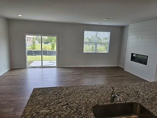 5161 Sidney Square Dr — Photo 15