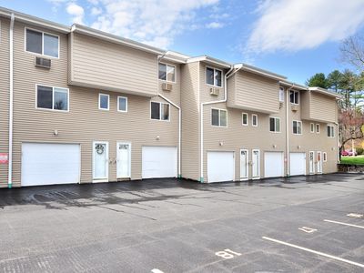 220 Main Street APT 7G, New Hartford, CT, 06057