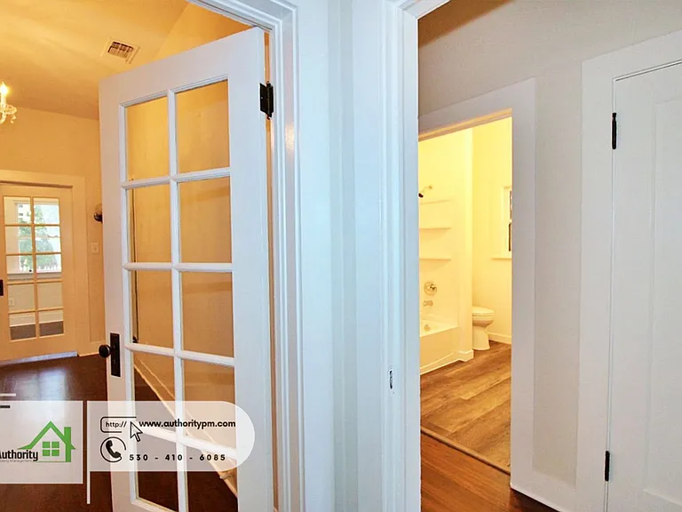 1428 Chestnut St — Photo 6