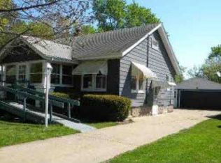 2427 29th St, Rock Island, IL