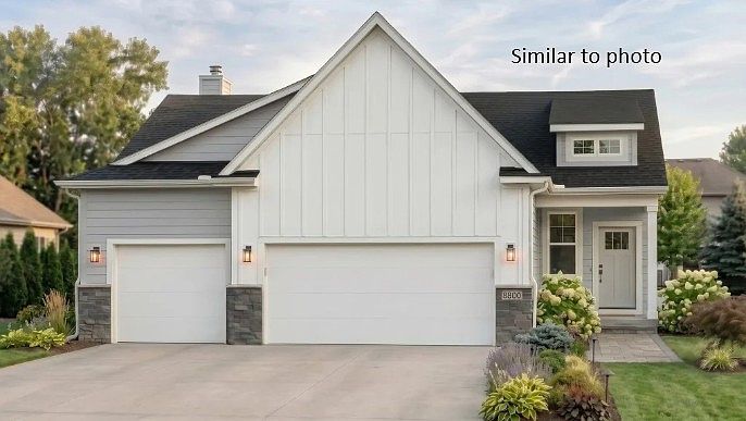 1st image of 230 Aspen Ln