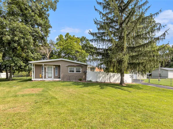 10228 Rexford Rd, Grass Lake, MI 49240