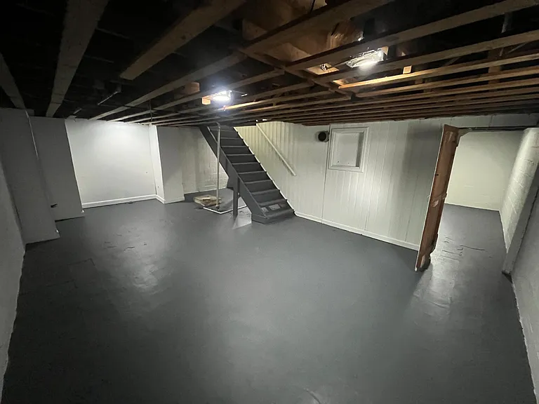 1021 Stewart Ave — Photo 17