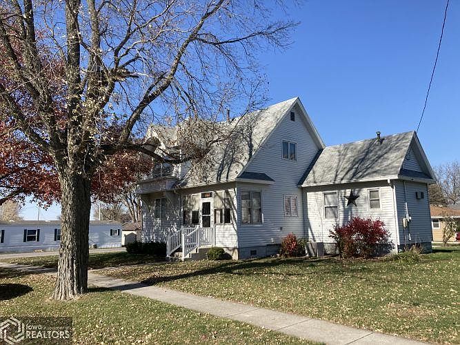 1st image of 620 Voorhies St