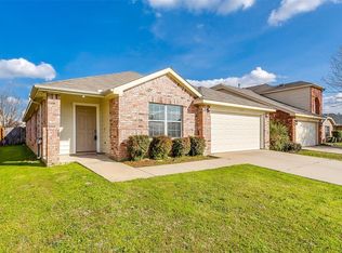 11137 Boulder Ridge Dr, Fort Worth, TX 76140