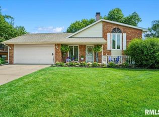2208 Trowbridge Rd, Springfield, IL 62703