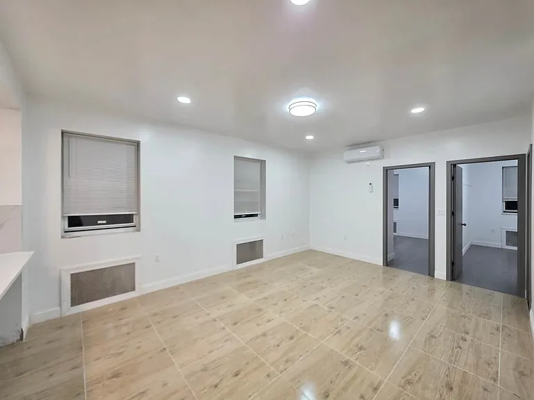 511 79th St #B — Photo 11