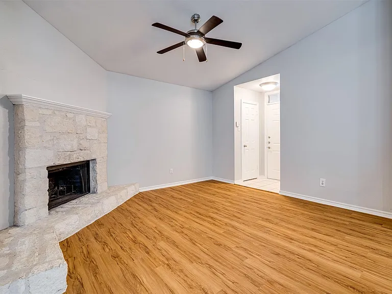 6804 N Capital Of Texas Hwy #222 — Photo 6
