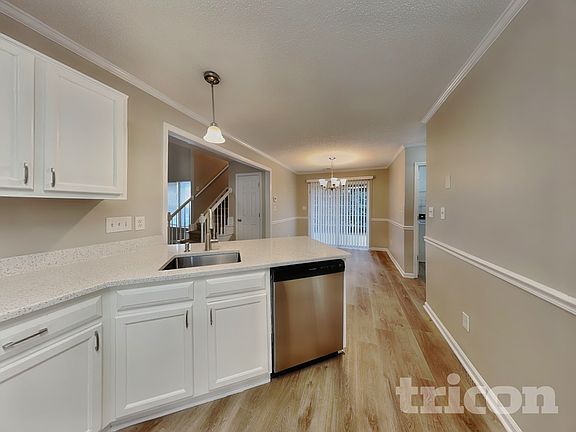 5th image of 1240 Bacardi Ct
