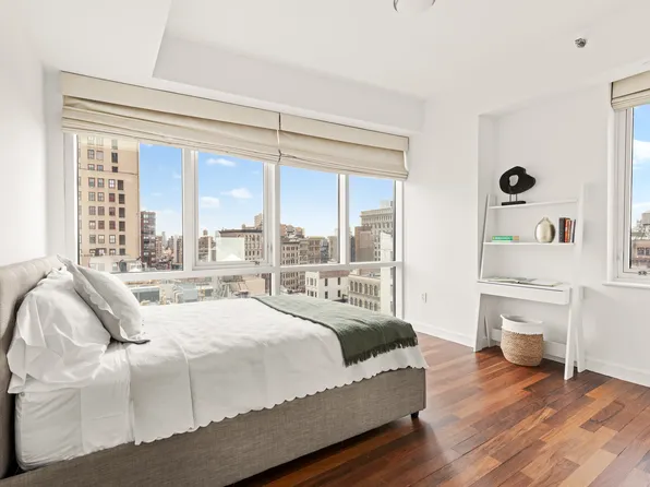 8 Union Square South image 13 of 20