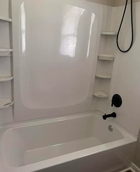 907 Dixiana Dr — Photo 12