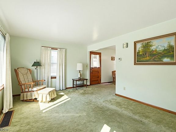 4th image of 192 Wolf Ave