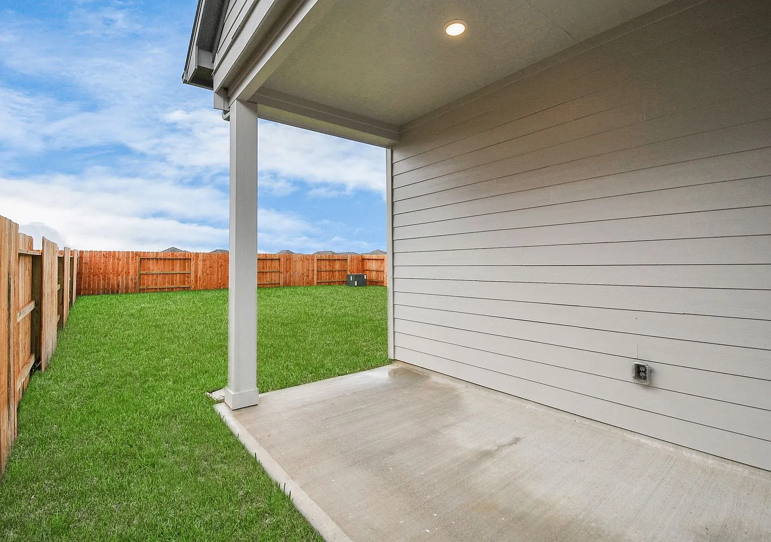 Welcome to the Adair Five-Bedroom Living, Contemporary Style. — Photo 4