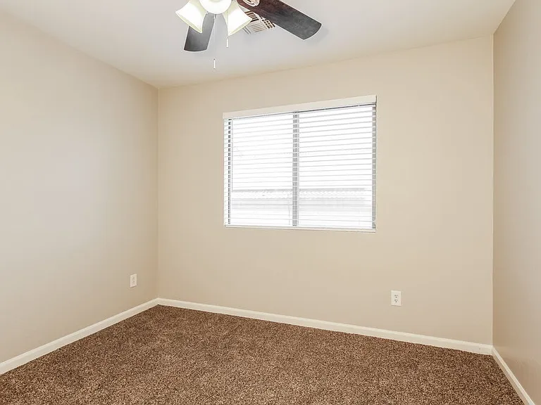 21874 W Sonora St — Photo 12