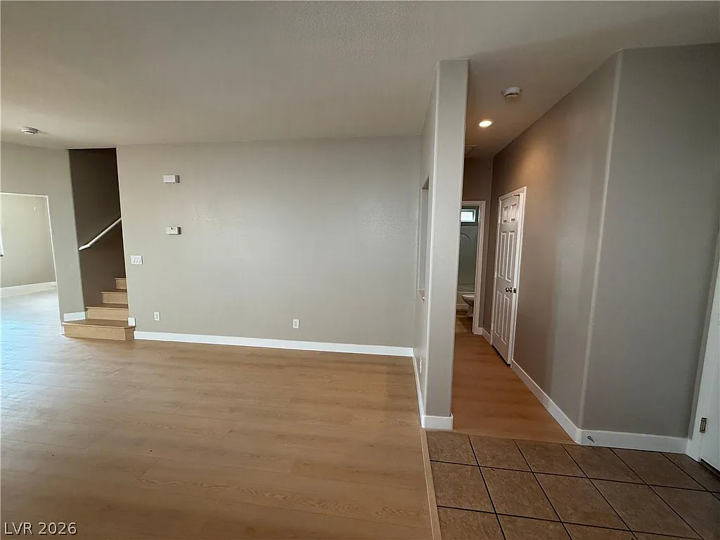 4 bed, 3.0 bath, 2287 sqft, $2,195 — Photo 4