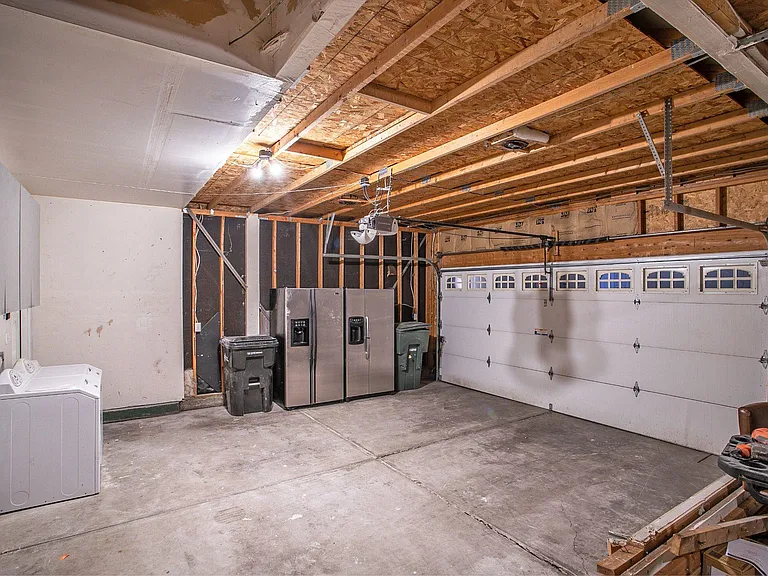 Dexter St — Photo 10