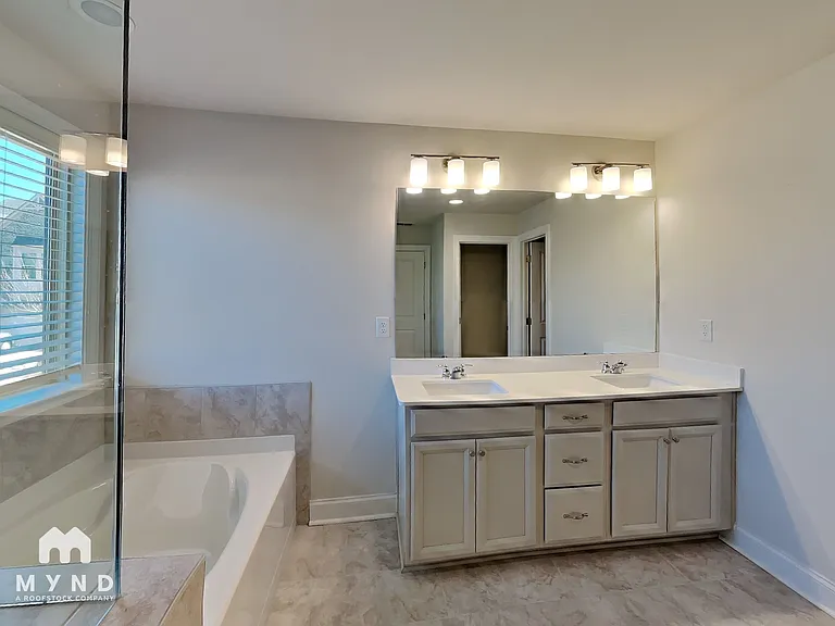 3150 McMurtry St — Photo 8