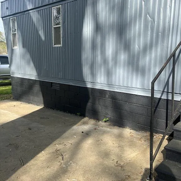 512 S Brownsville St — Photo 10