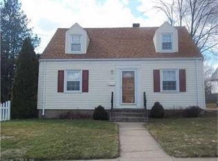 35 Rockview Rd, Hamden, CT 06514