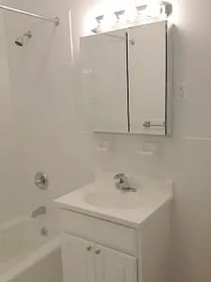 Rented by Sovereign Associates | media 22