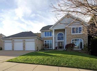 387 Turnberry Place Dr, Ballwin, MO
