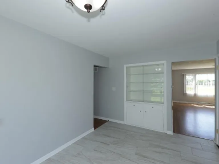 17350 W National Ave — Photo 7
