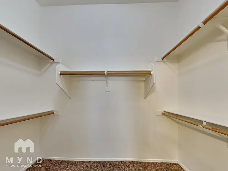 4528 E Rowel Rd — Photo 14