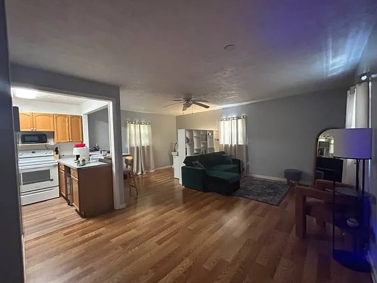 2310 S 9th St — Photo 4