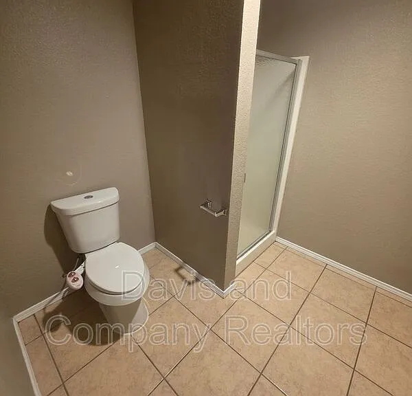 4422 Fairgate Dr — Photo 29