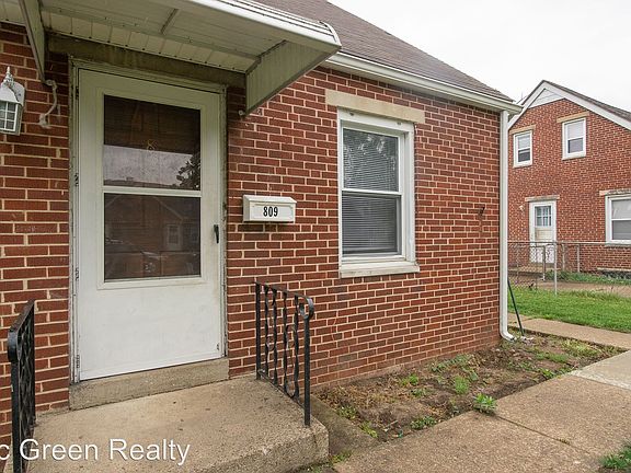 2nd image of 809 Winston Dr
