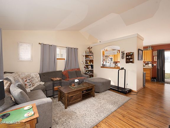 5th image of 2491 E Bremington St
