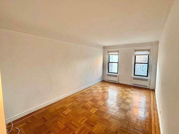 4th image of 129 W 89th St APT 57