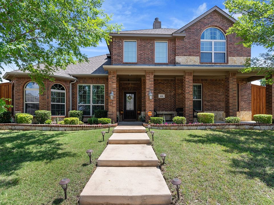 1st image of 100 Pebblecreek Dr
