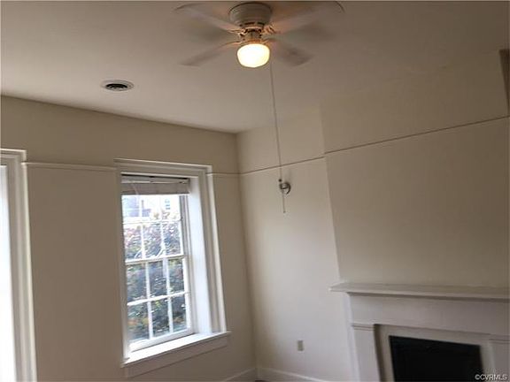 5th image of 12 W Clay St