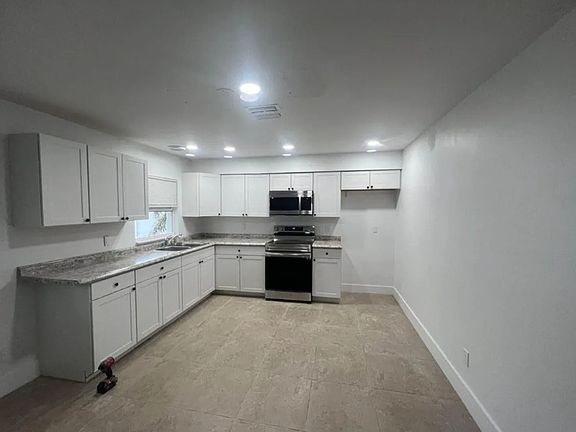 3rd image of 16910 Carmen Ave #16912